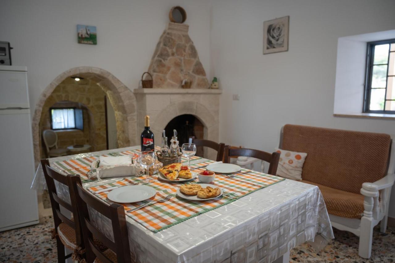 הוילה מרטינה פרנקה Trullo Monticello מראה חיצוני תמונה